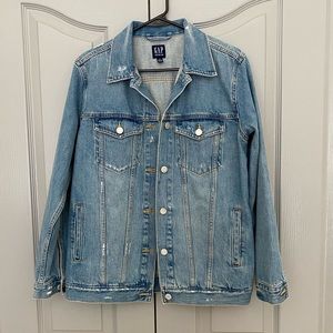 Gap oversized distressed denim jacket EUC Size XS
